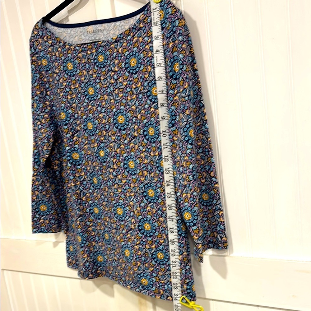 Talbots Blue Patterned, scoop neck, 3/4 sleeve, colorful, soft Top size L - Picture 5 of 7